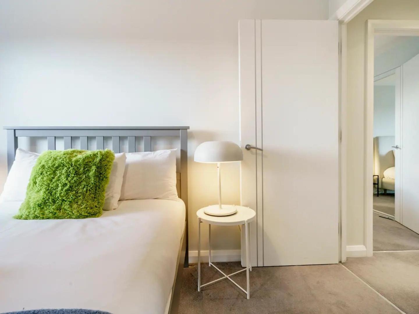 Pass The Keys Beautiful Loft And Walk Everywhere Apartment Belfast